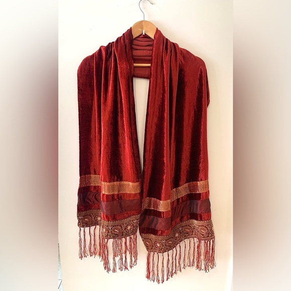 APRIL CORNELL Crushed Velvet Fringe Scarf - Picture 1 of 5